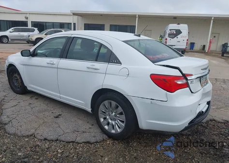 2014 Chrysler 200 Lx из США, поврежденный, VIN 1C3CCBAB9EN141101